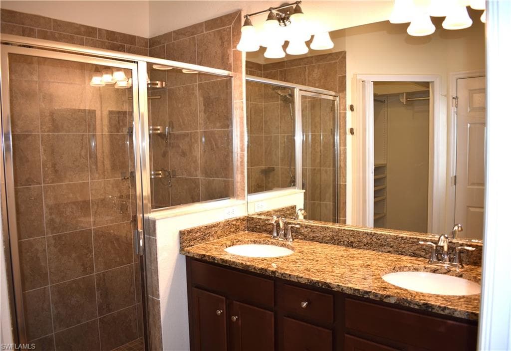 1947 Wellington St, Naples, FL 34120-12