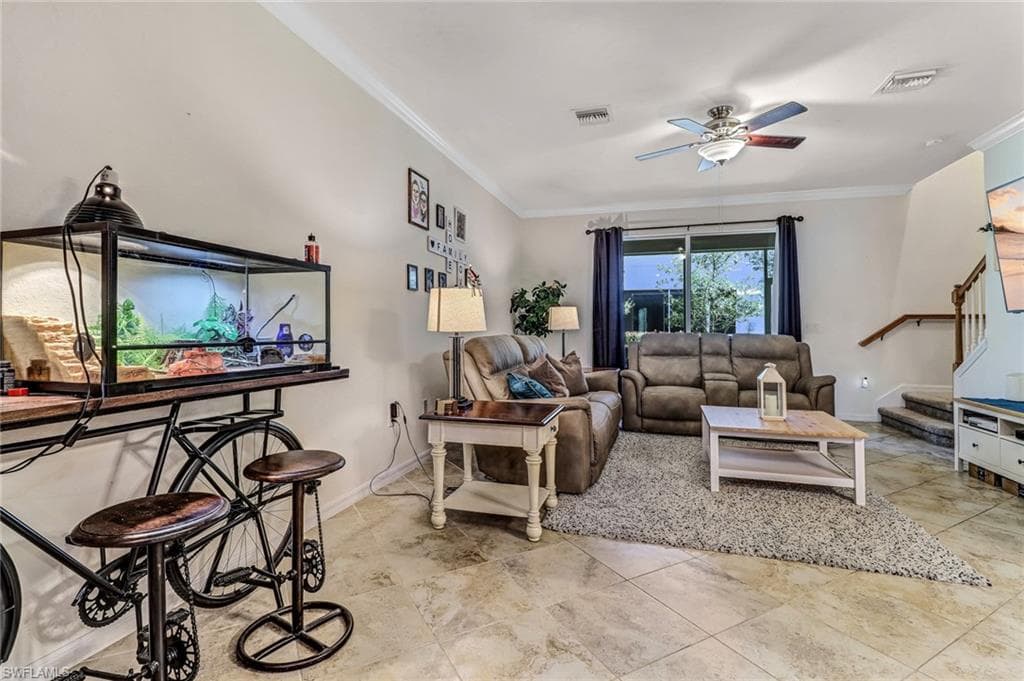 2722 Citrus St, Naples, FL 34120-10