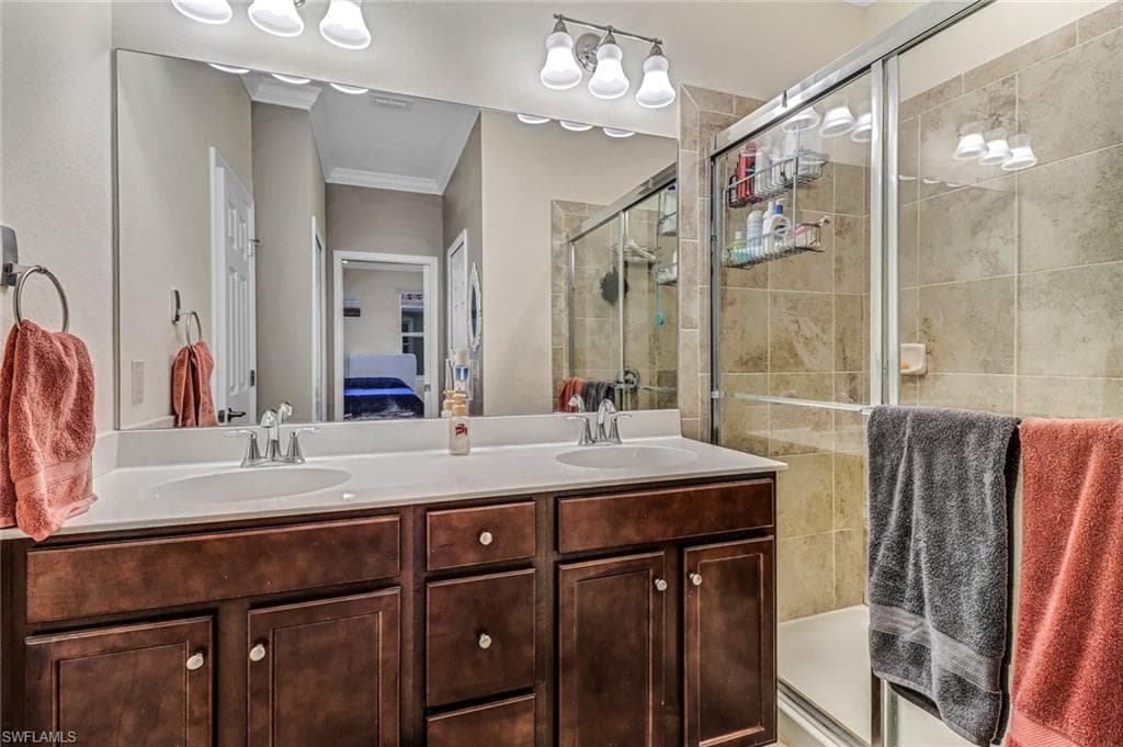 2722 Citrus St, Naples, FL 34120-15