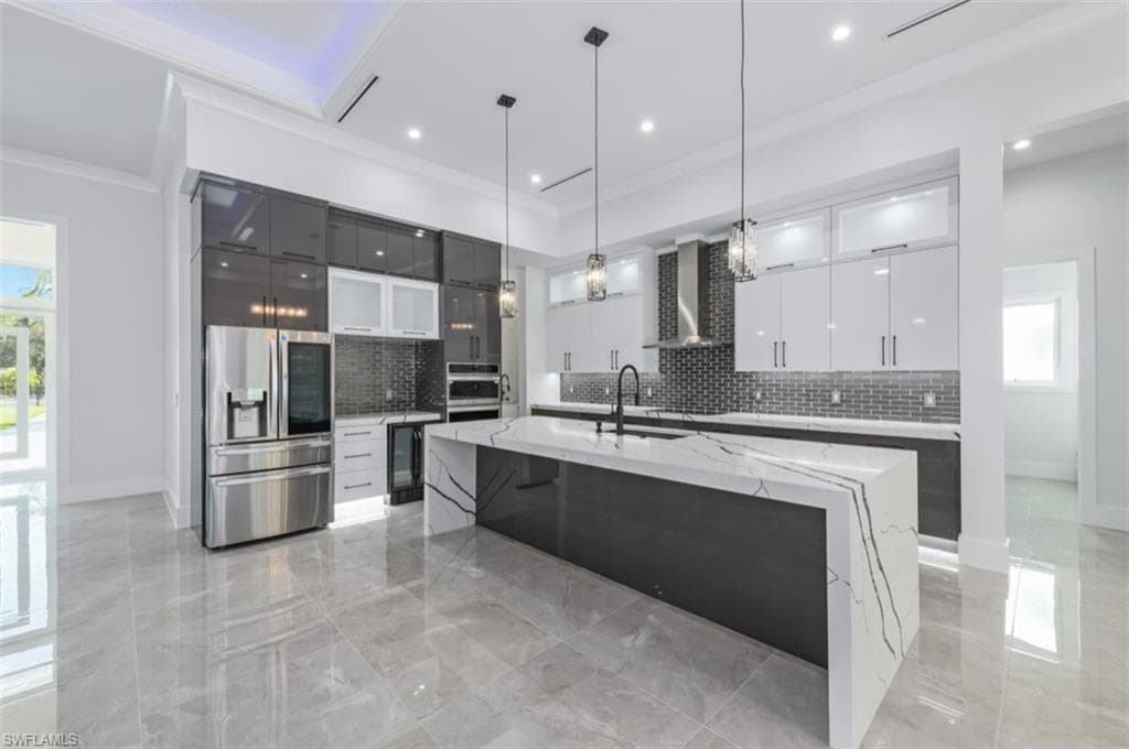 2144 17th St SW, Naples, FL 34117-7