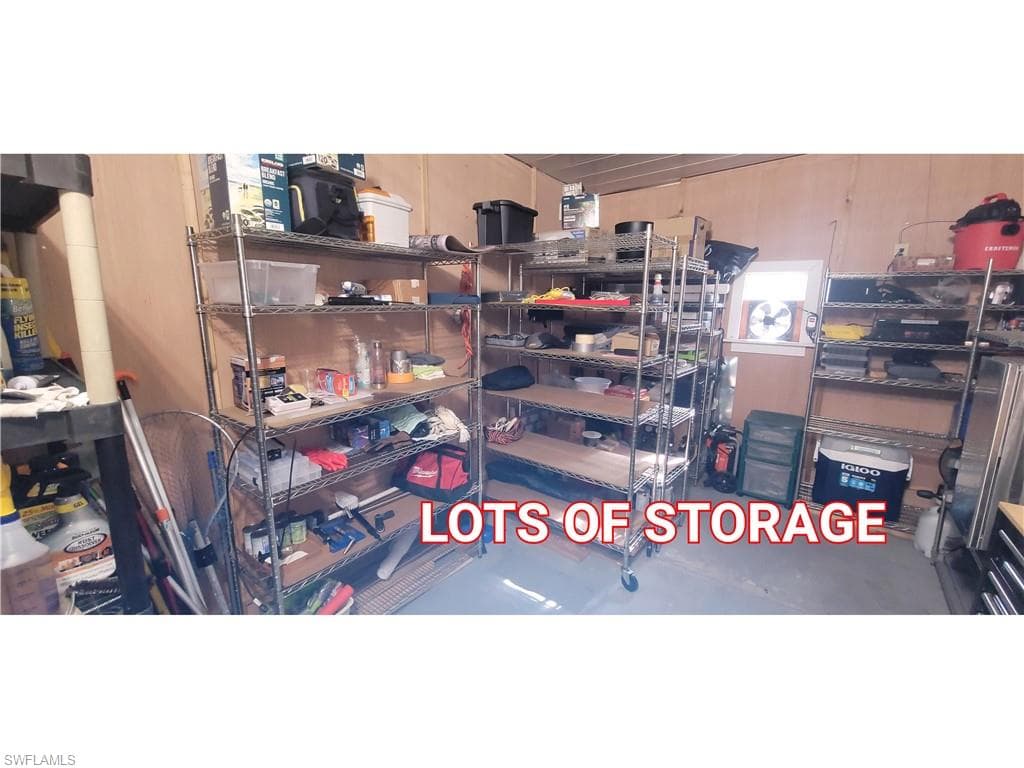 20 Peridot Ave 20pt, Naples, FL 34114-20