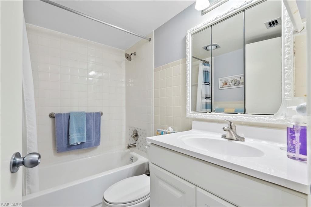 351 Charlemagne Blvd A207, Naples, FL 34112-12