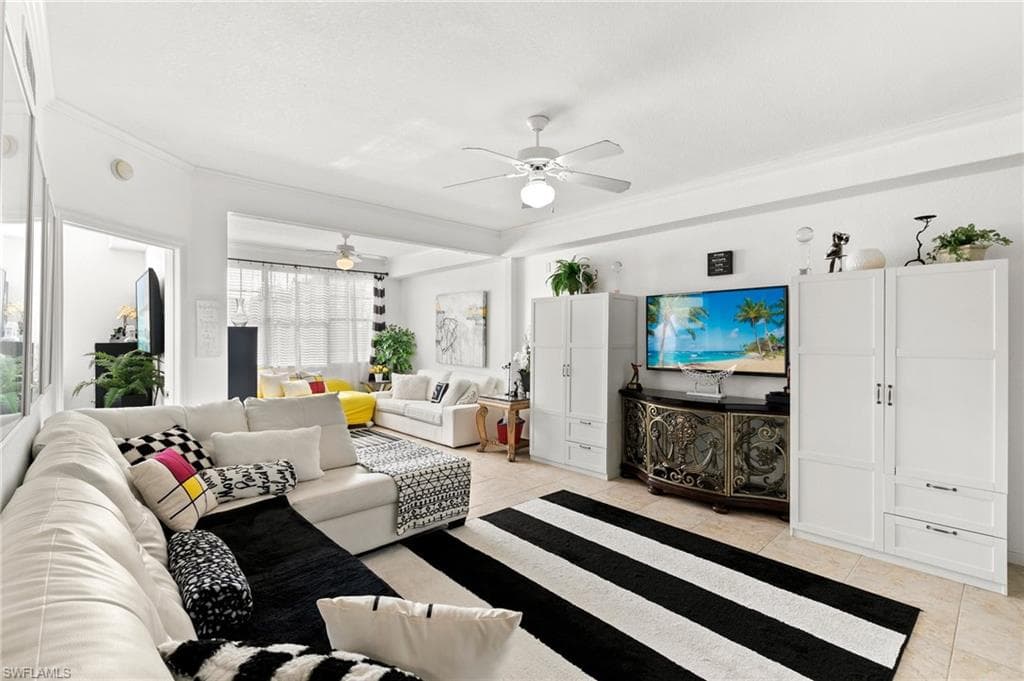 12990 Positano Cir 305, Naples, FL 34105-3