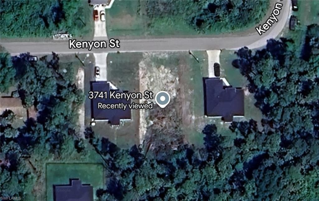 3741 Kenyon St, Fort Myers, FL 33905-1
