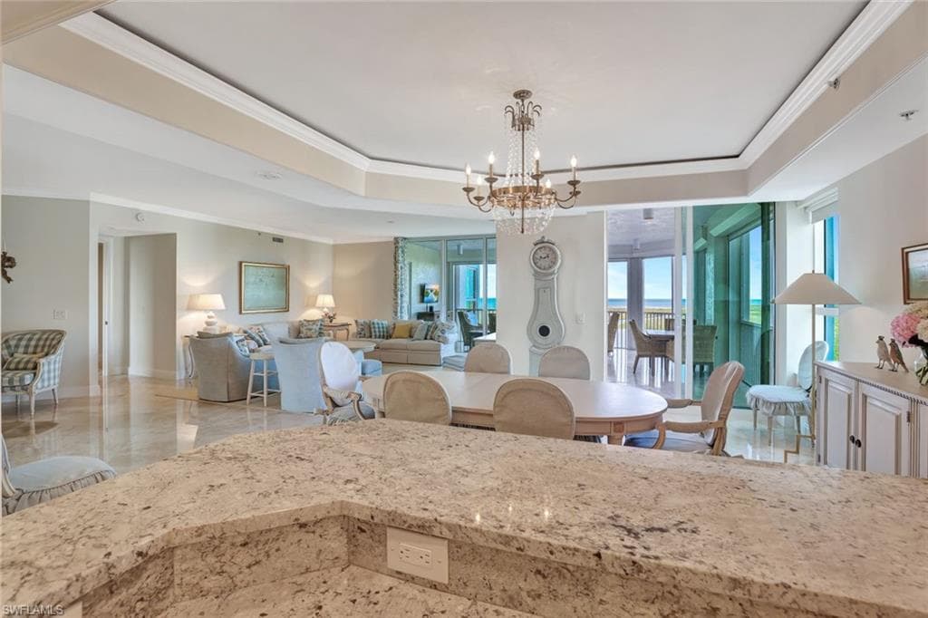 285 Grande Way 1605, Naples, FL 34110-10
