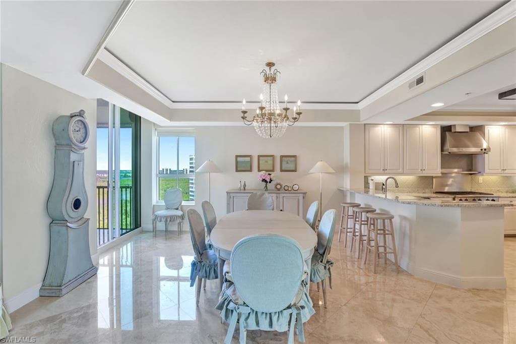 285 Grande Way 1605, Naples, FL 34110-12