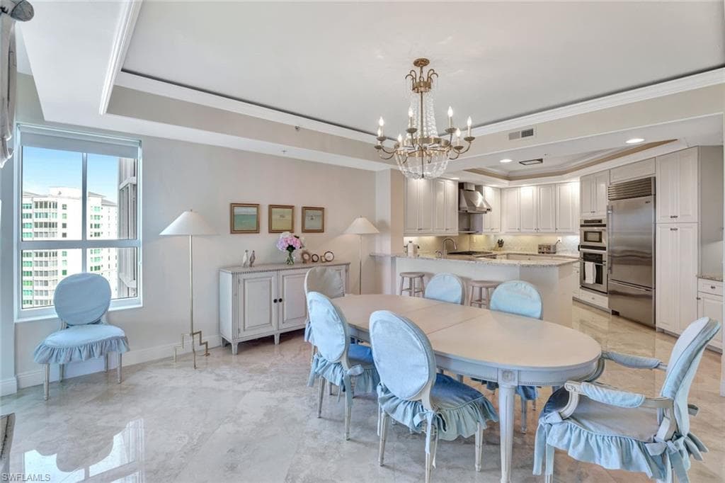285 Grande Way 1605, Naples, FL 34110-14