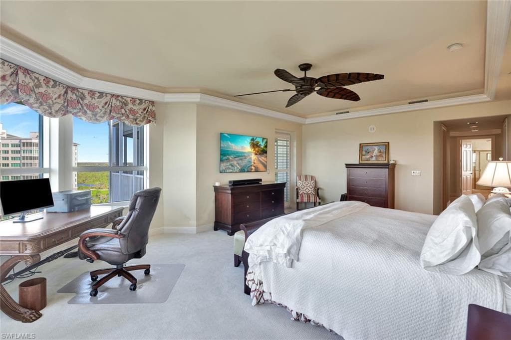 285 Grande Way 1605, Naples, FL 34110-19