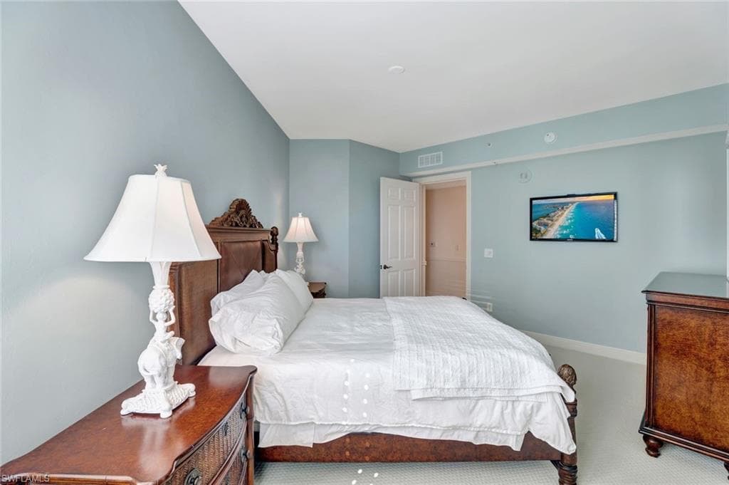 285 Grande Way 1605, Naples, FL 34110-22