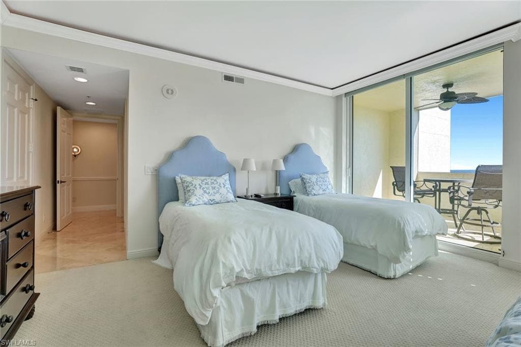285 Grande Way 1605, Naples, FL 34110-26