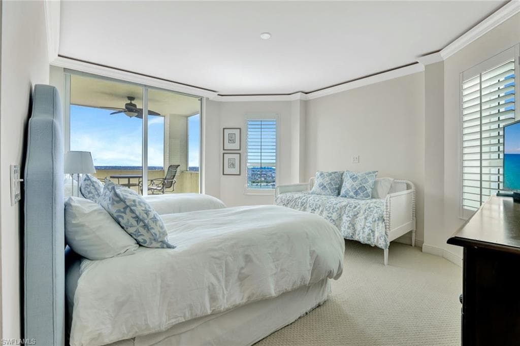 285 Grande Way 1605, Naples, FL 34110-27