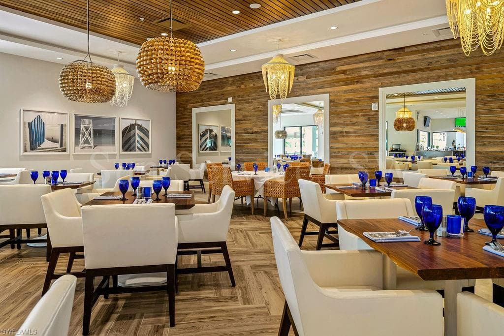 285 Grande Way 1605, Naples, FL 34110-45