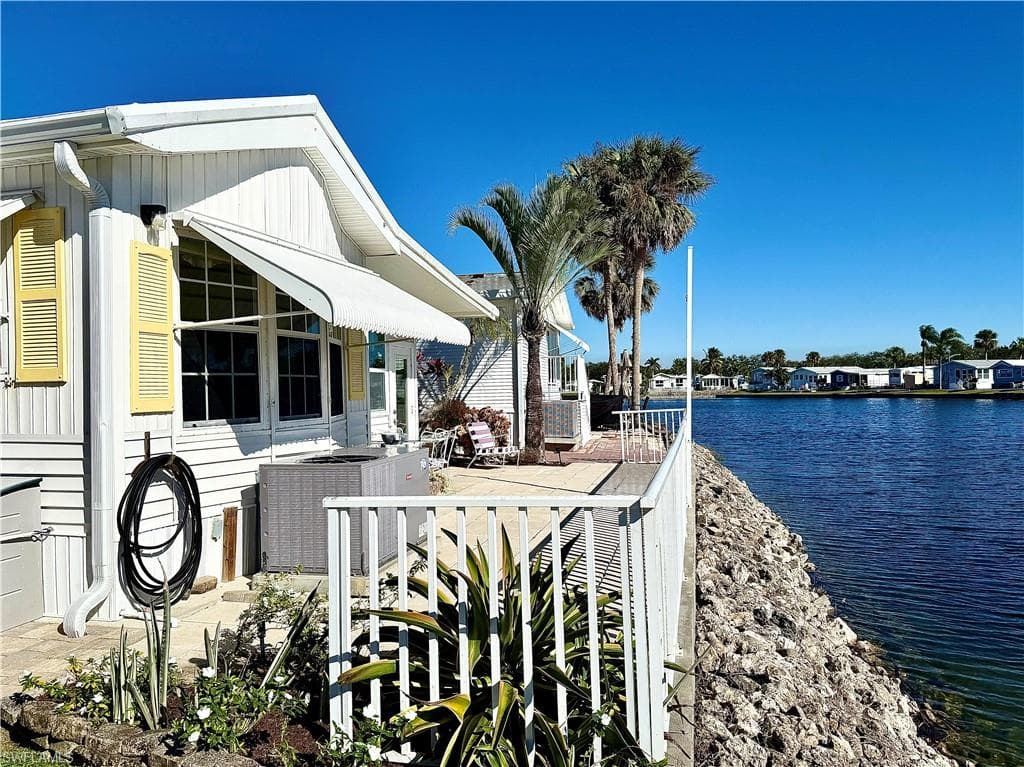 553 Cattleya Refuge, Naples, FL 34114-10