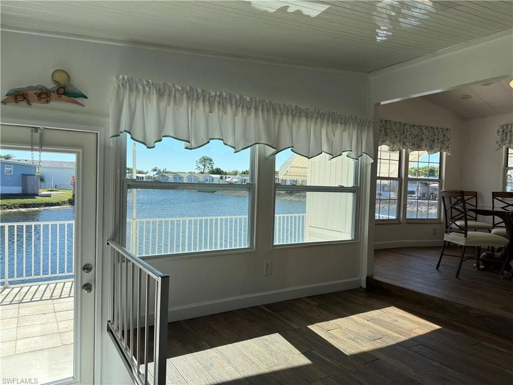 553 Cattleya Refuge, Naples, FL 34114-15
