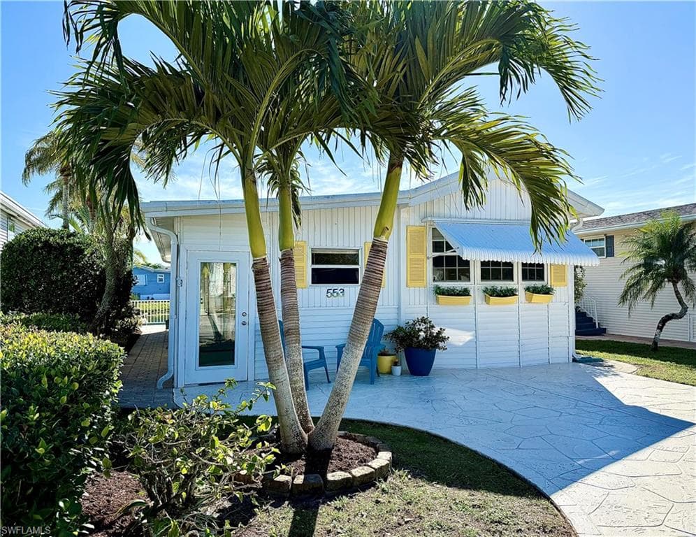 553 Cattleya Refuge, Naples, FL 34114-3