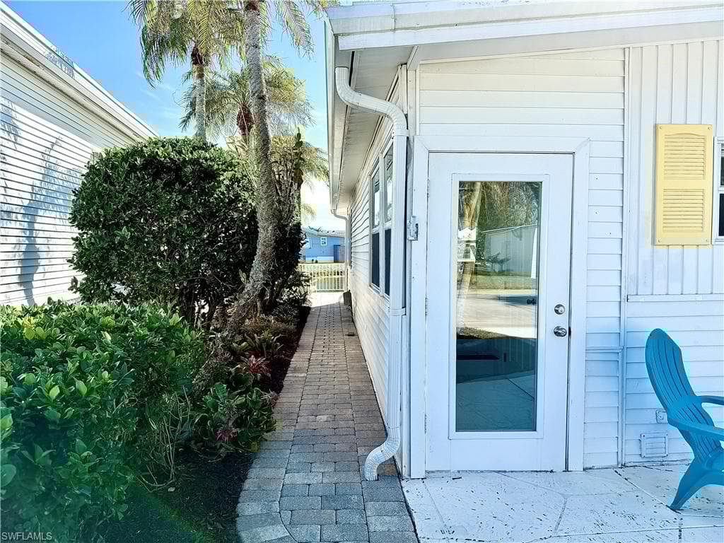 553 Cattleya Refuge, Naples, FL 34114-4