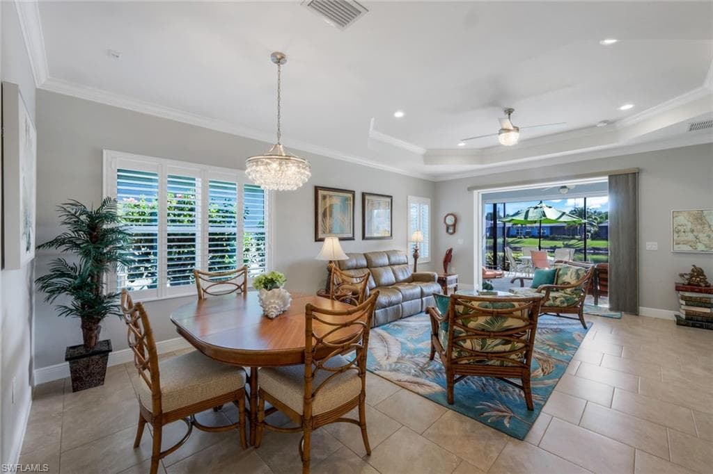 2315 Marquesa Cir, Naples, FL 34112-4