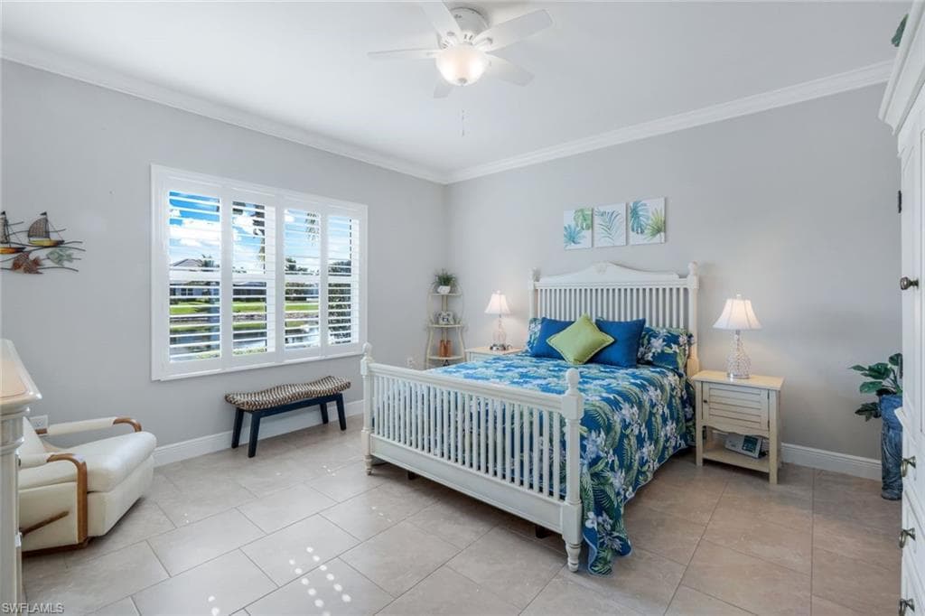 2315 Marquesa Cir, Naples, FL 34112-5