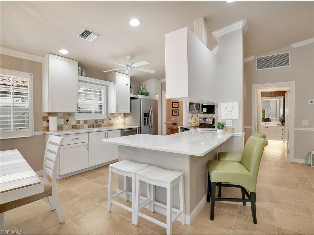 28265 Islet Trl, Bonita Springs, FL 34135-4