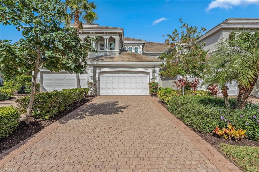 9213 Museo Cir 201, Naples, FL 34114-3