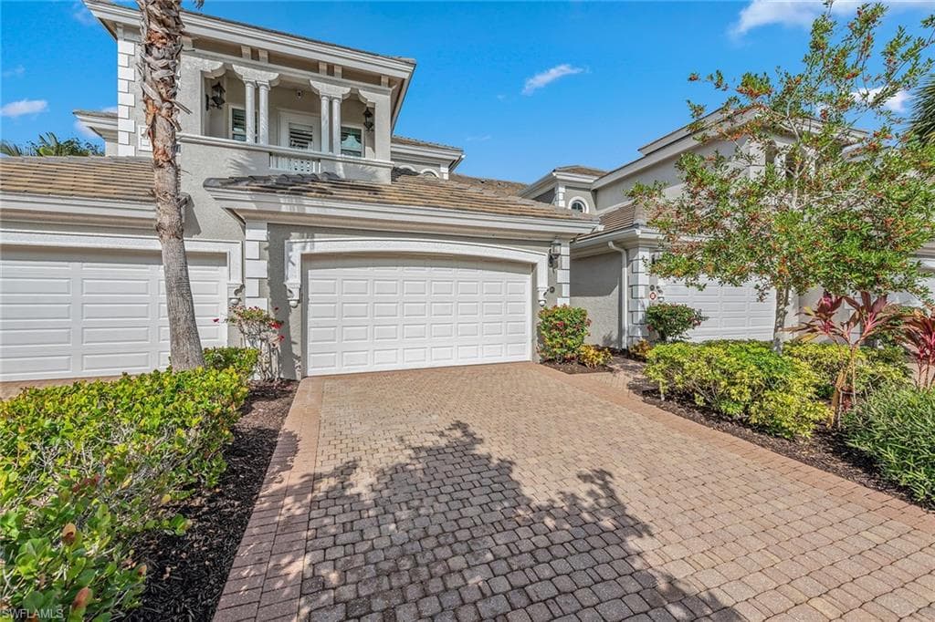 9213 Museo Cir 201, Naples, FL 34114-4
