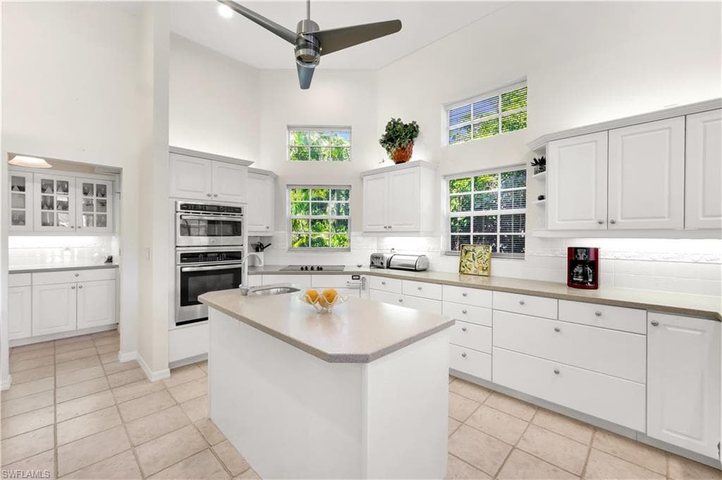 3450 Thornbury Ln, Bonita Springs, FL 34134-16