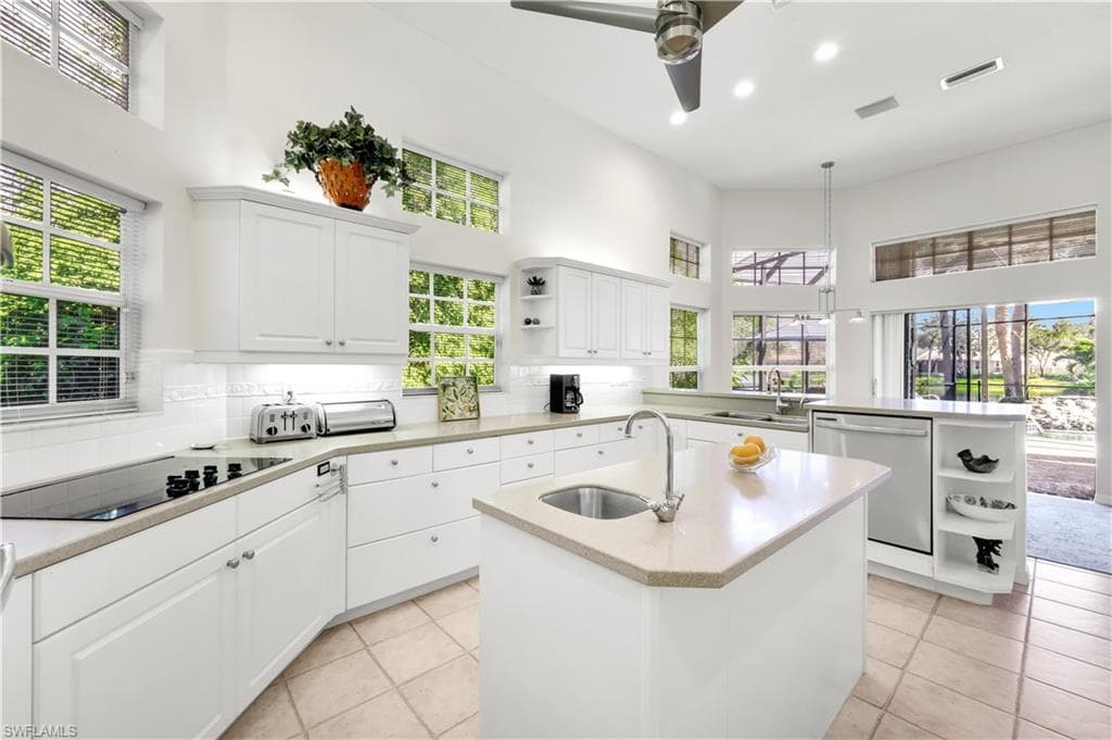 3450 Thornbury Ln, Bonita Springs, FL 34134-17