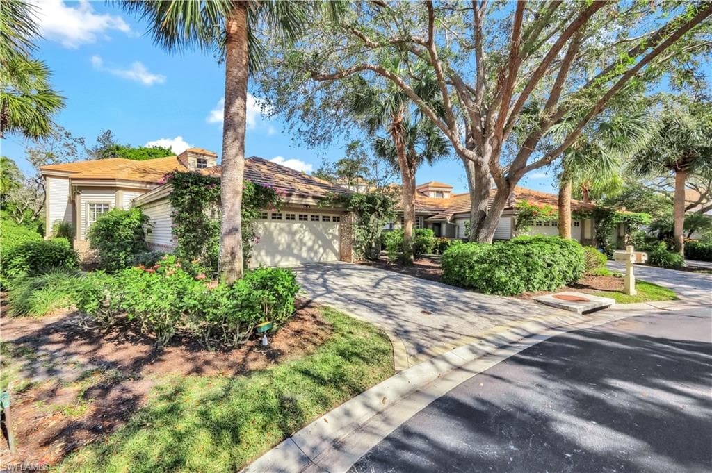 3450 Thornbury Ln, Bonita Springs, FL 34134-4