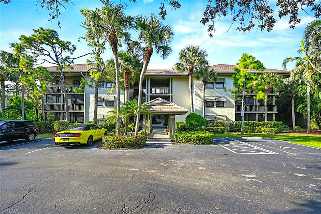 3661 Wild Pines Dr 105, Bonita Springs, FL 34134-26