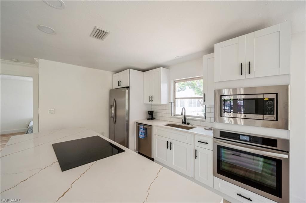 12 Crooked Ln 6, Naples, FL 34112-10
