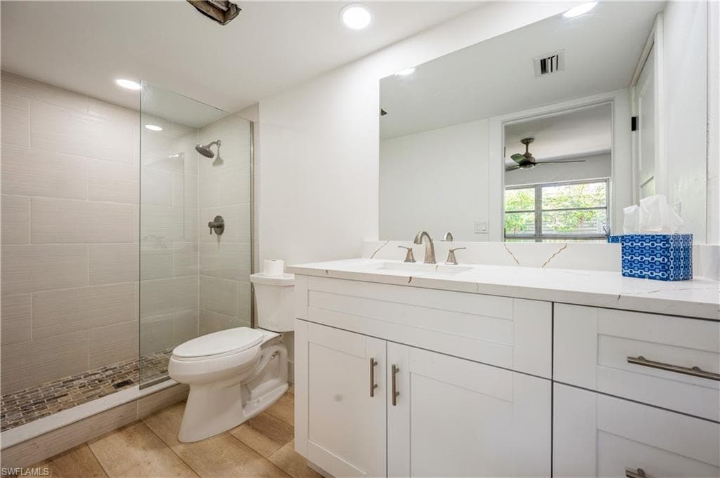 12 Crooked Ln 6, Naples, FL 34112-16