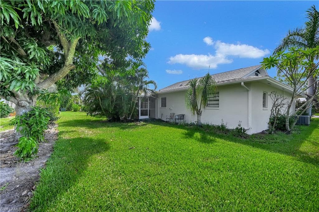 12 Crooked Ln 6, Naples, FL 34112-18