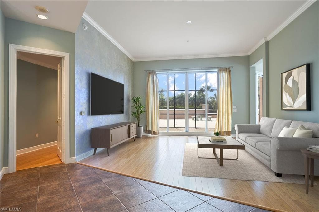 1060 Borghese Ln 106, Naples, FL 34114-9