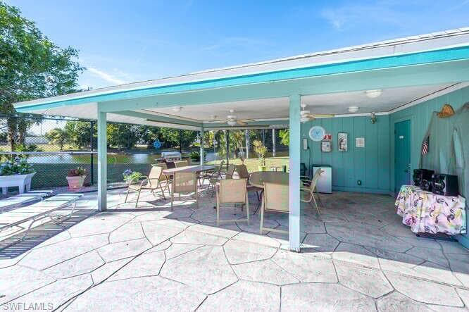 131 Grassy Key Ln 44, Naples, FL 34114-29