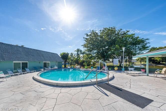 131 Grassy Key Ln 44, Naples, FL 34114-30