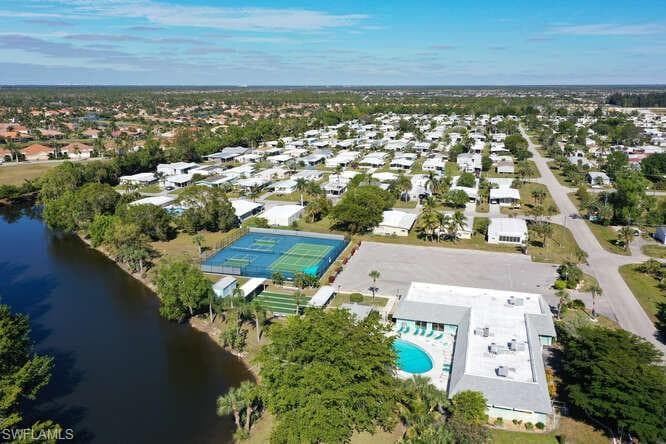 131 Grassy Key Ln 44, Naples, FL 34114-31