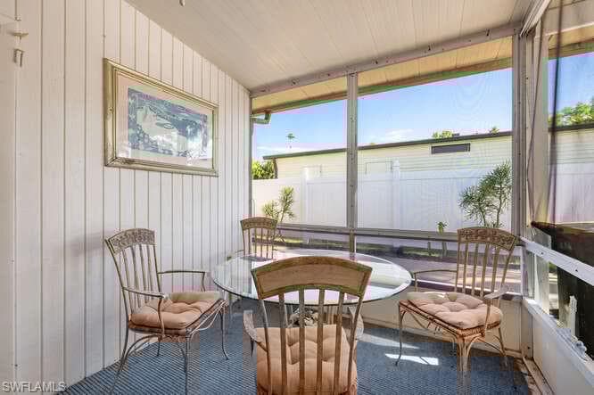 131 Grassy Key Ln 44, Naples, FL 34114-7
