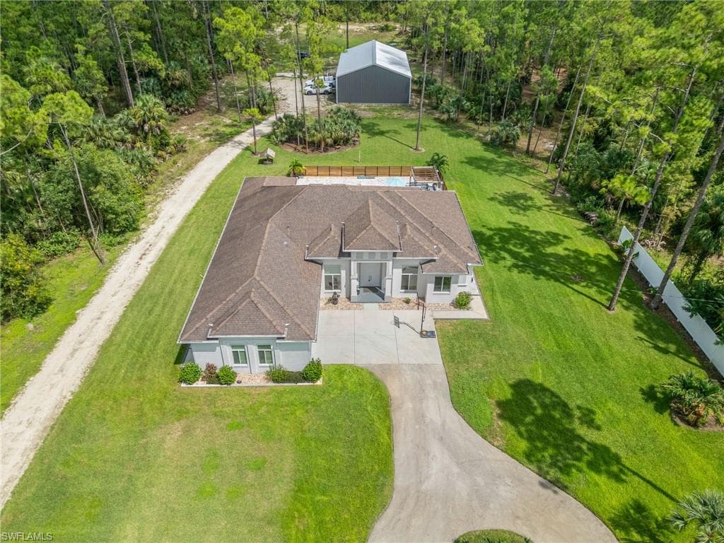 2112 16th St NE, Naples, FL 34120-31