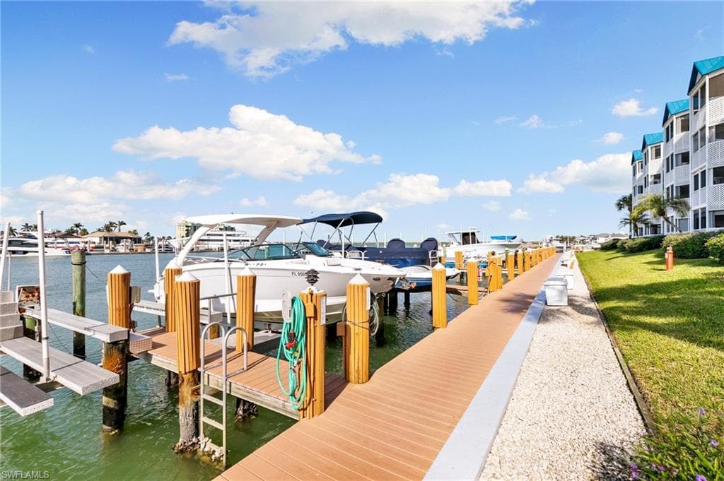 991 Barfield Dr 304, Marco Island, FL 34145-36