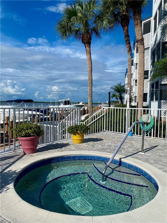991 Barfield Dr 304, Marco Island, FL 34145-48