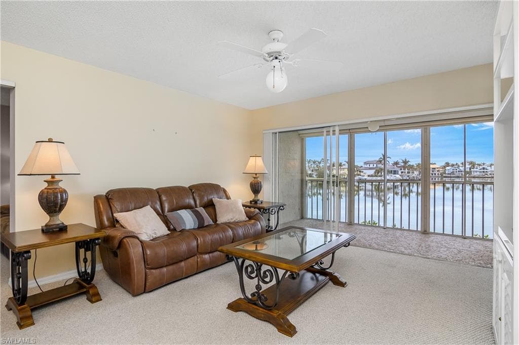 10682 Gulf Shore Dr C102, Naples, FL 34108-13