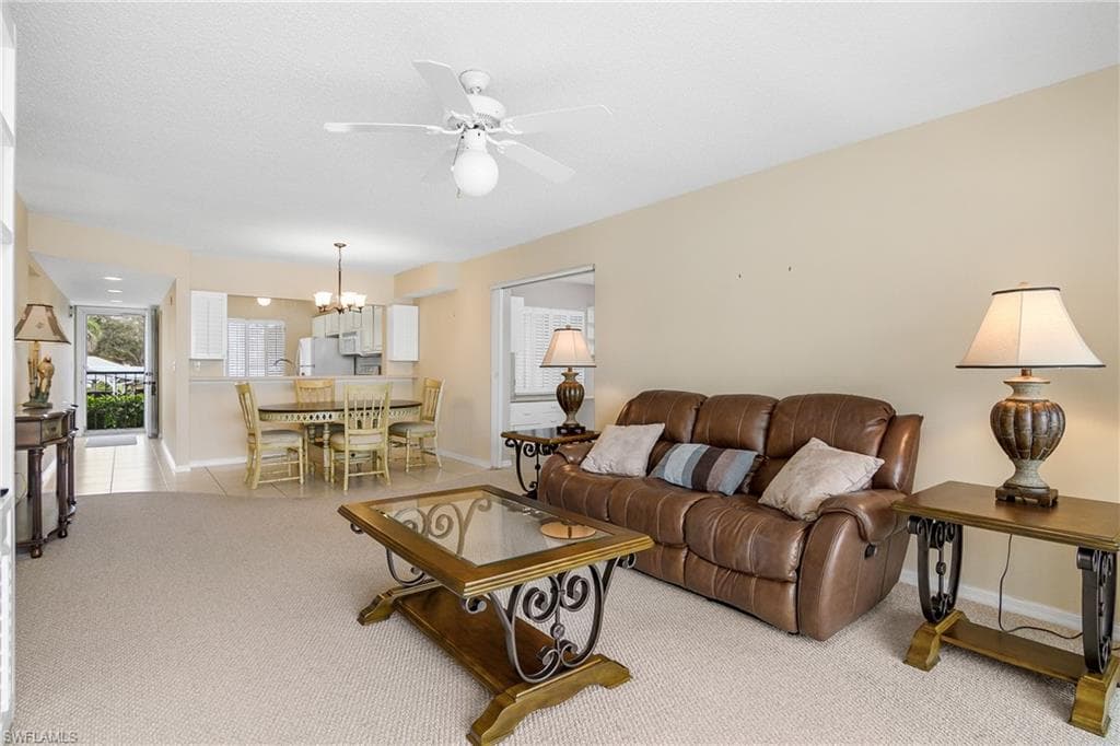 10682 Gulf Shore Dr C102, Naples, FL 34108-15