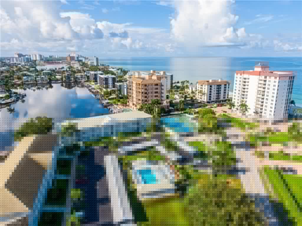 10682 Gulf Shore Dr C102, Naples, FL 34108-7