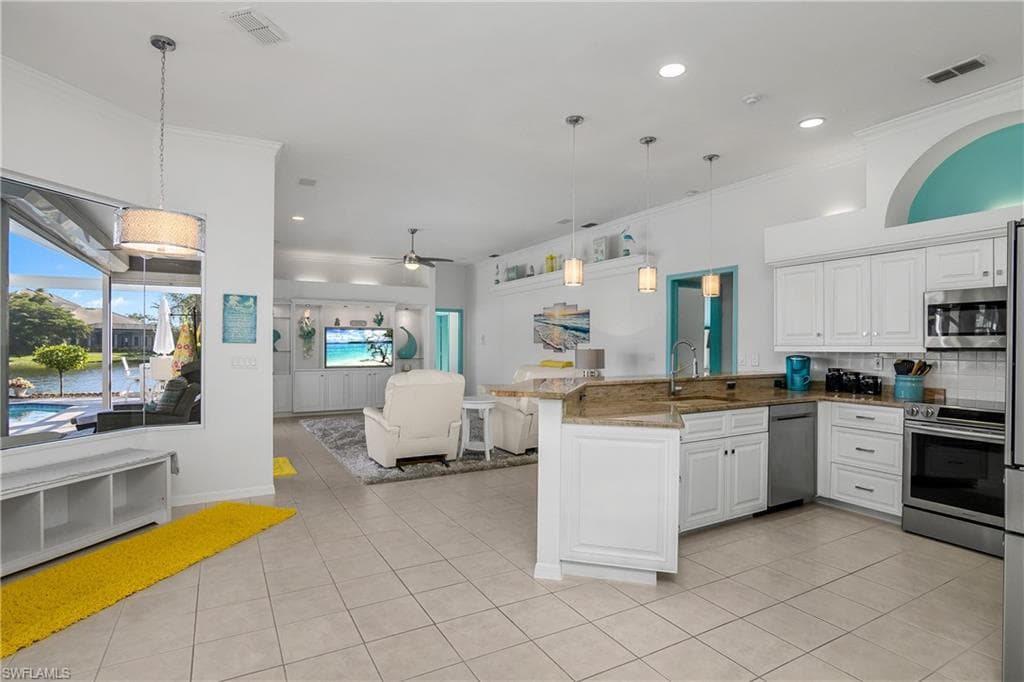 8887 Lely Island Cir, Naples, FL 34113-15