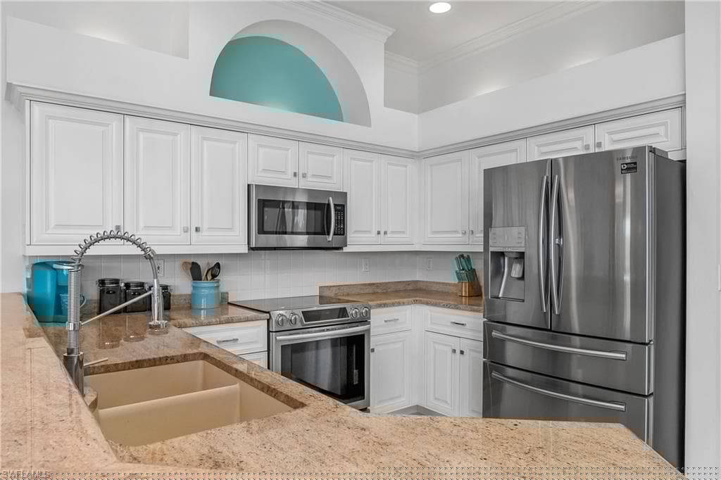 8887 Lely Island Cir, Naples, FL 34113-18