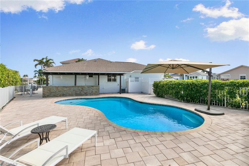 1101 Strawberry Ct, Marco Island, FL 34145-33