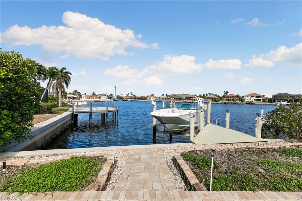 1101 Strawberry Ct, Marco Island, FL 34145-39