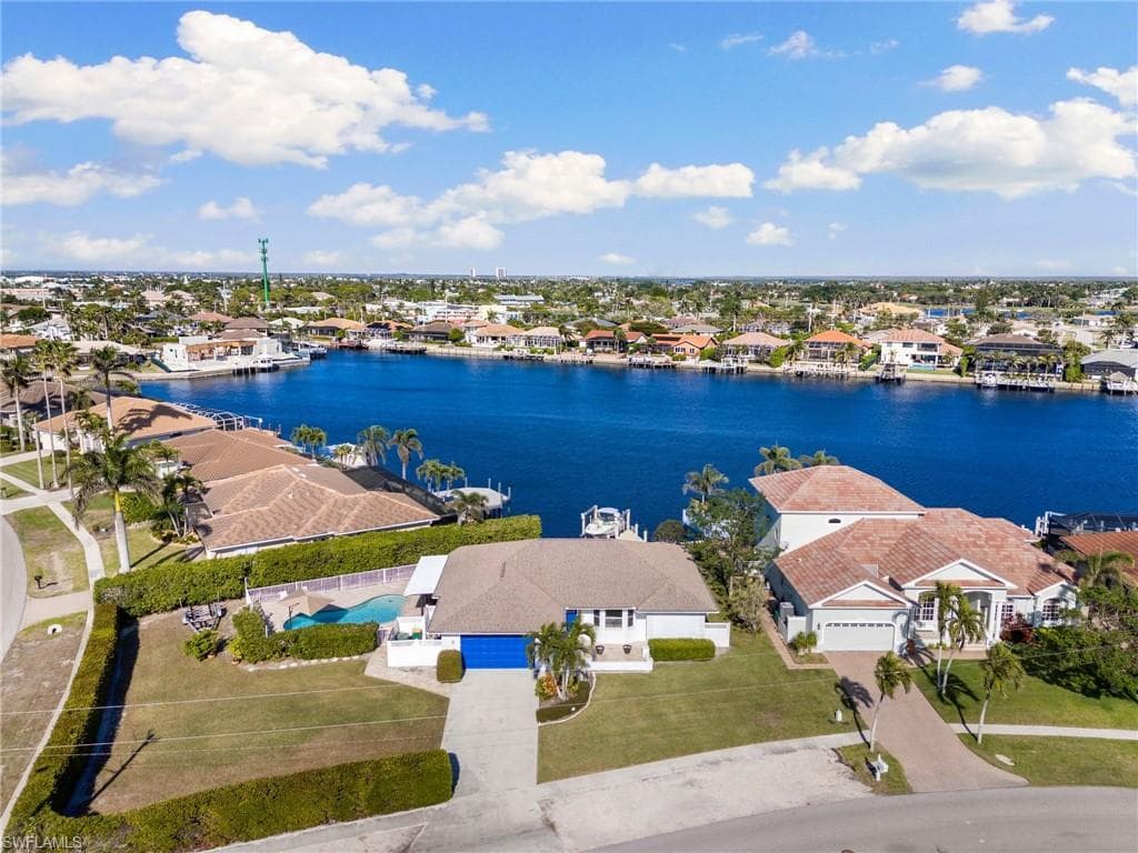 1101 Strawberry Ct, Marco Island, FL 34145-47