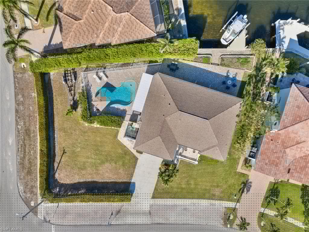 1101 Strawberry Ct, Marco Island, FL 34145-48
