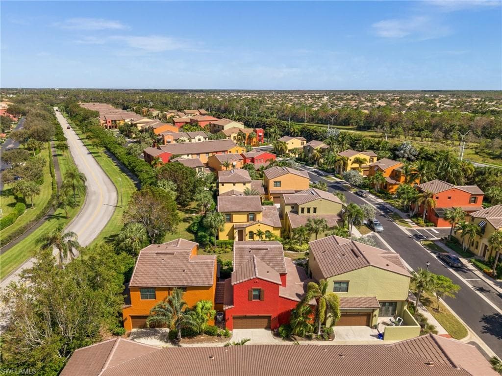 9025 Alturas St 3102, Naples, FL 34113-47
